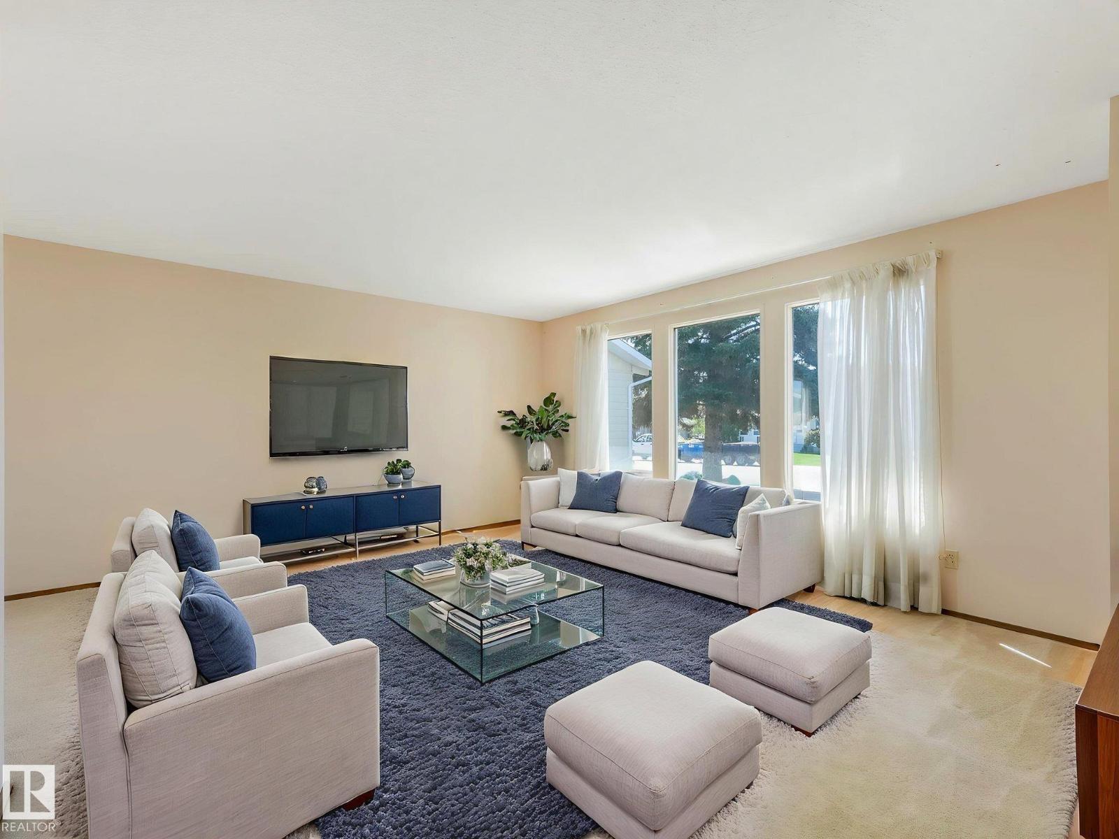 18514 86A AV NW - 4