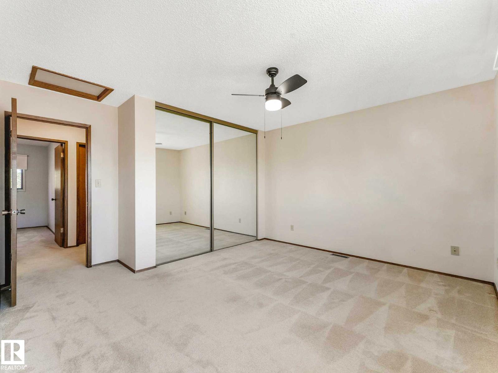 18514 86A AV NW - 43