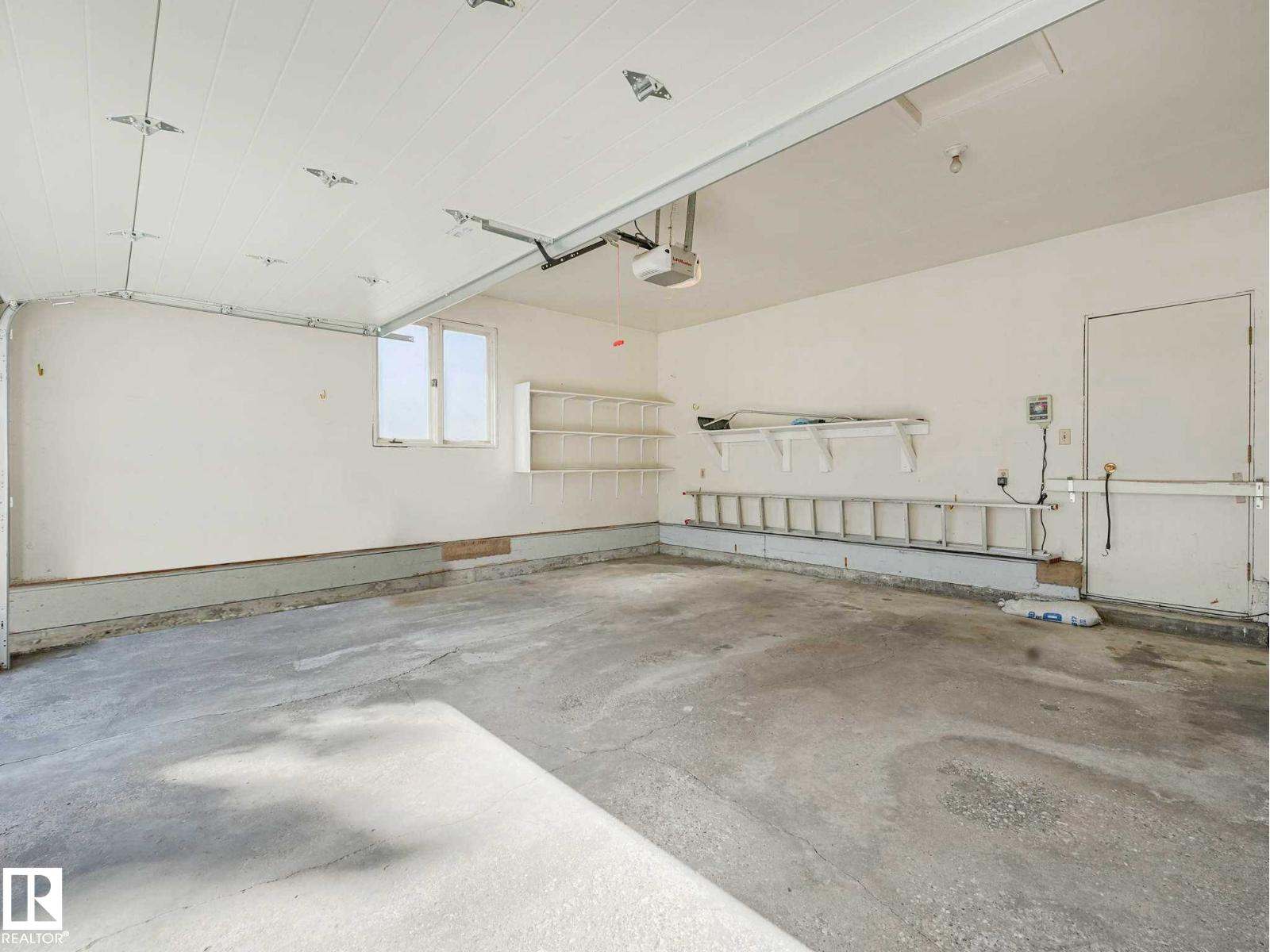 18514 86A AV NW - 49