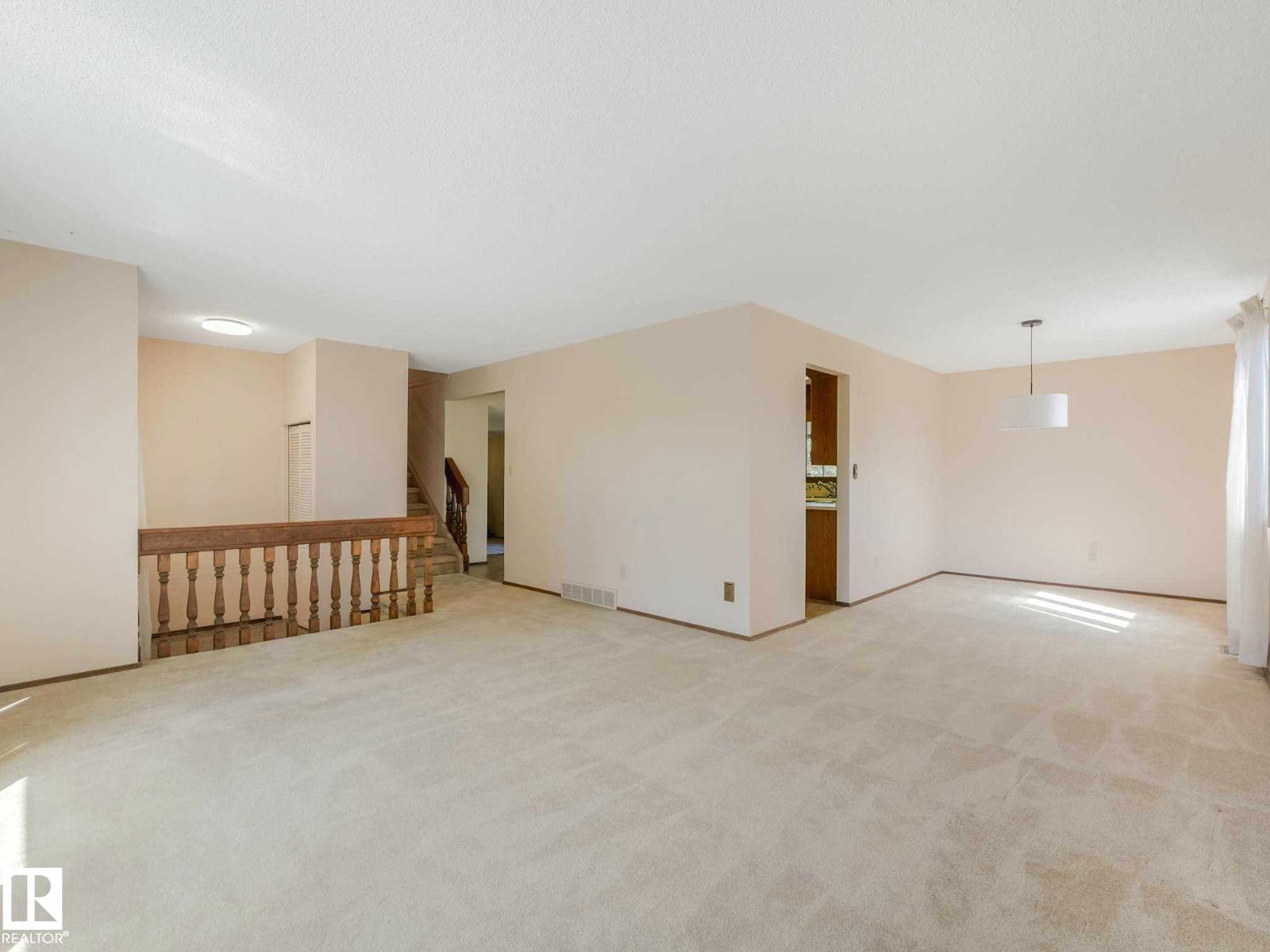 18514 86A AV NW - 5