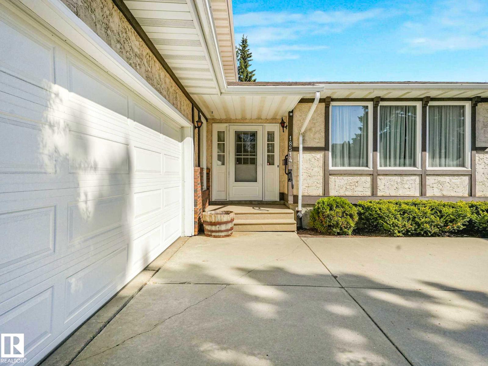 18514 86A AV NW - 54