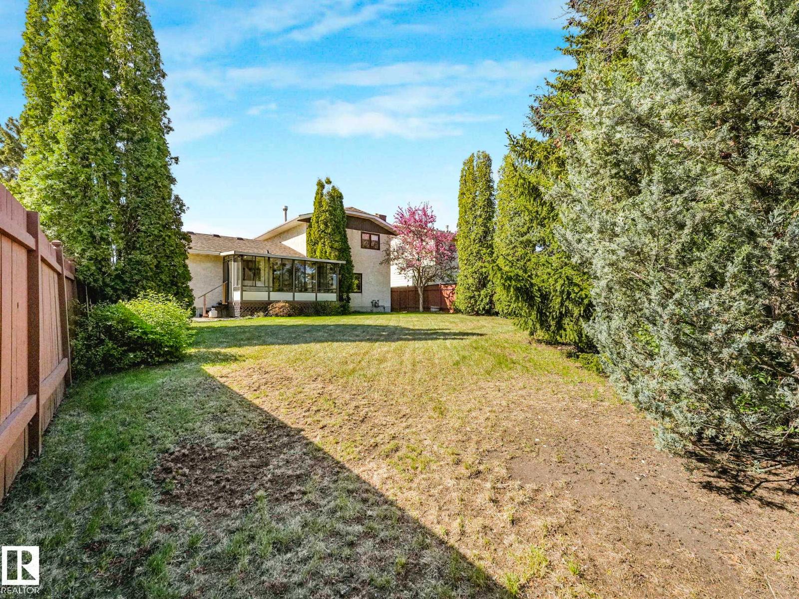 18514 86A AV NW - 56