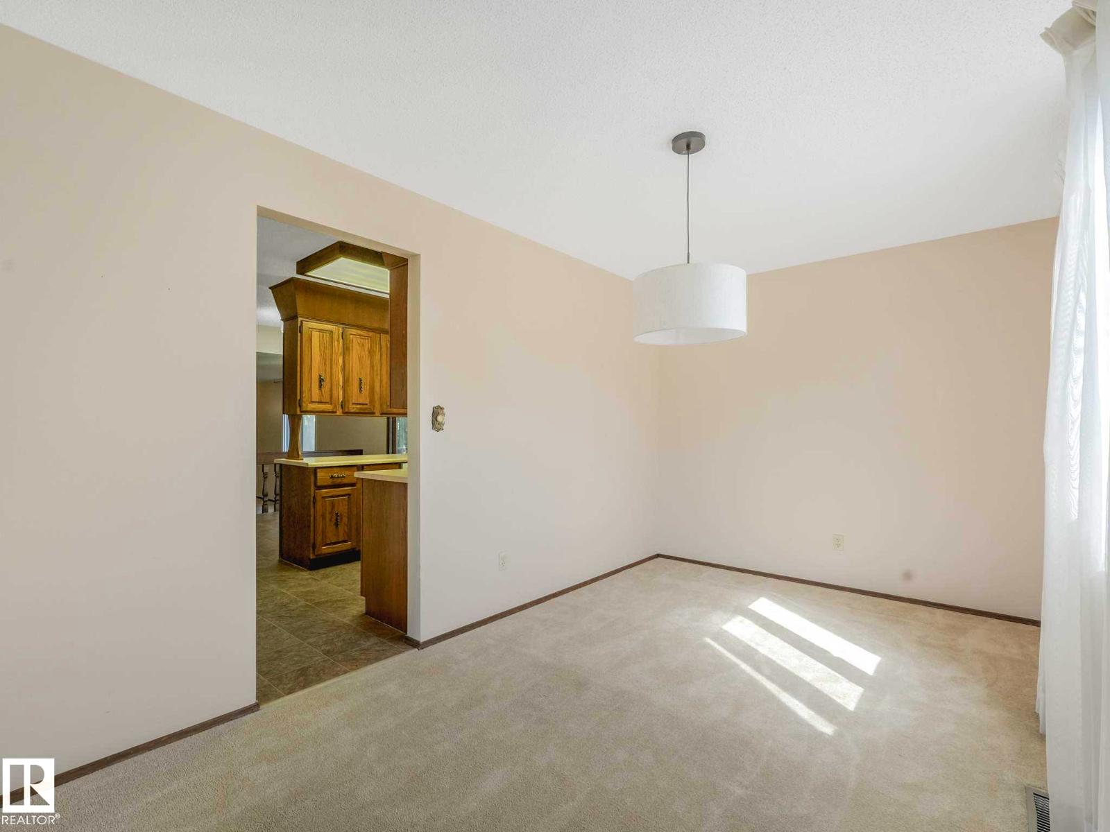 18514 86A AV NW - 6
