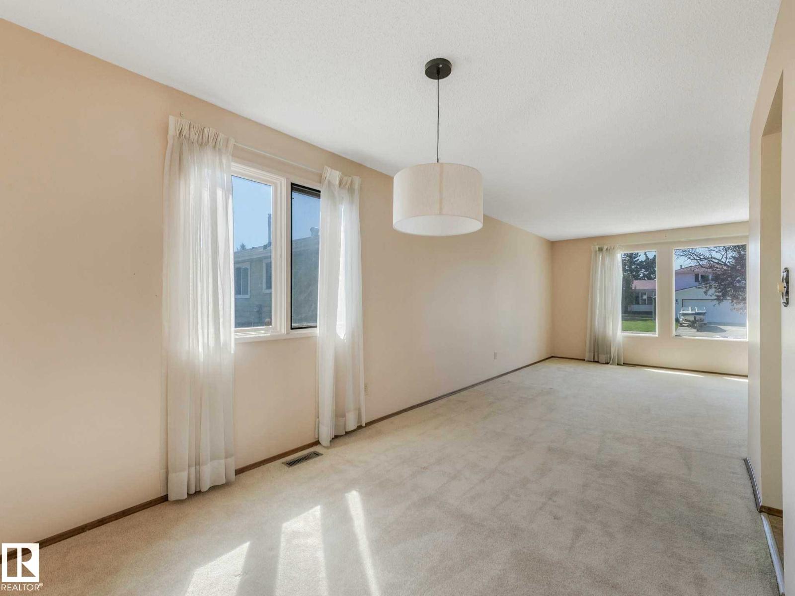 18514 86A AV NW - 8
