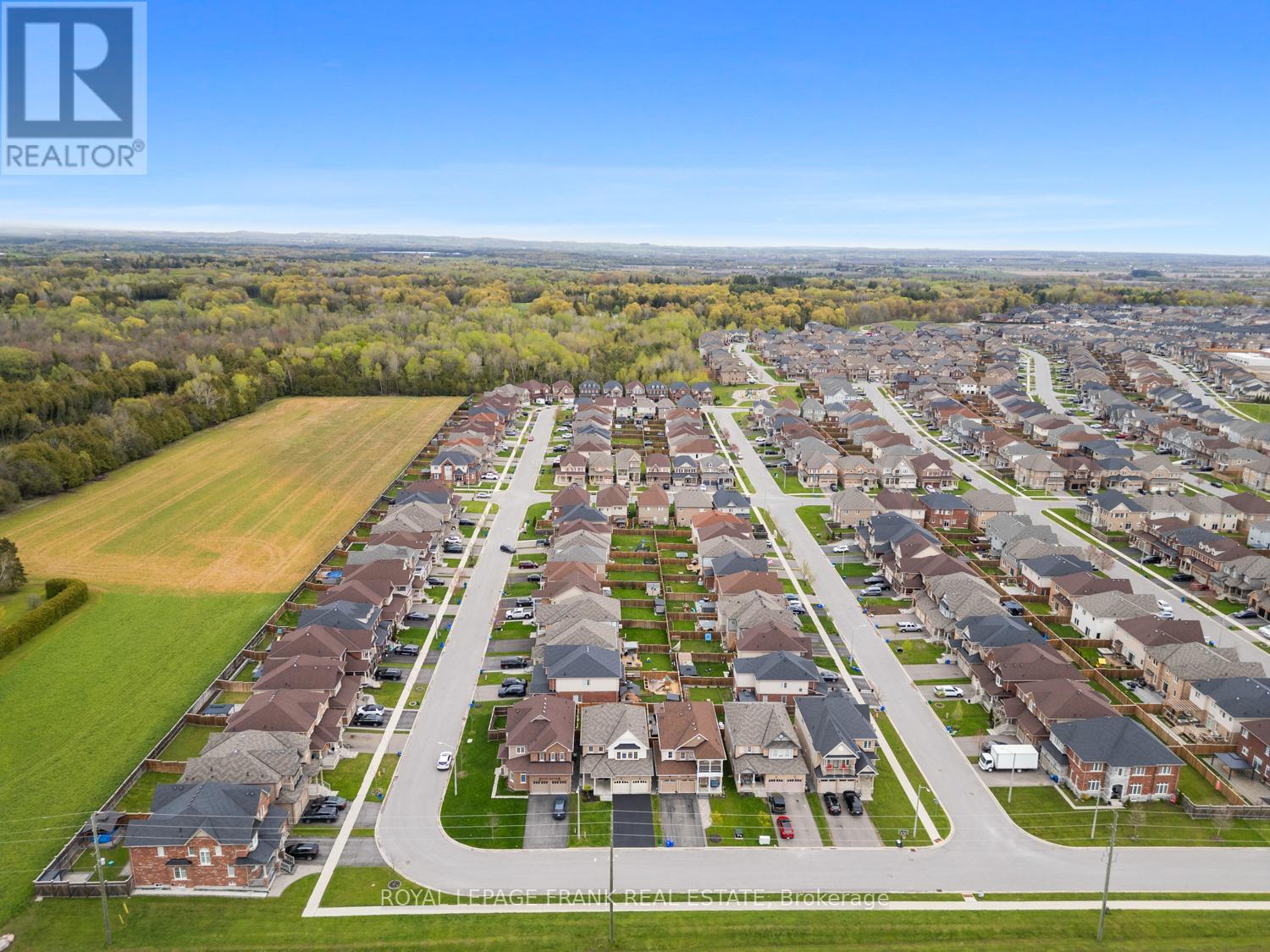 144 BRUCE CAMERON DRIVE - 2