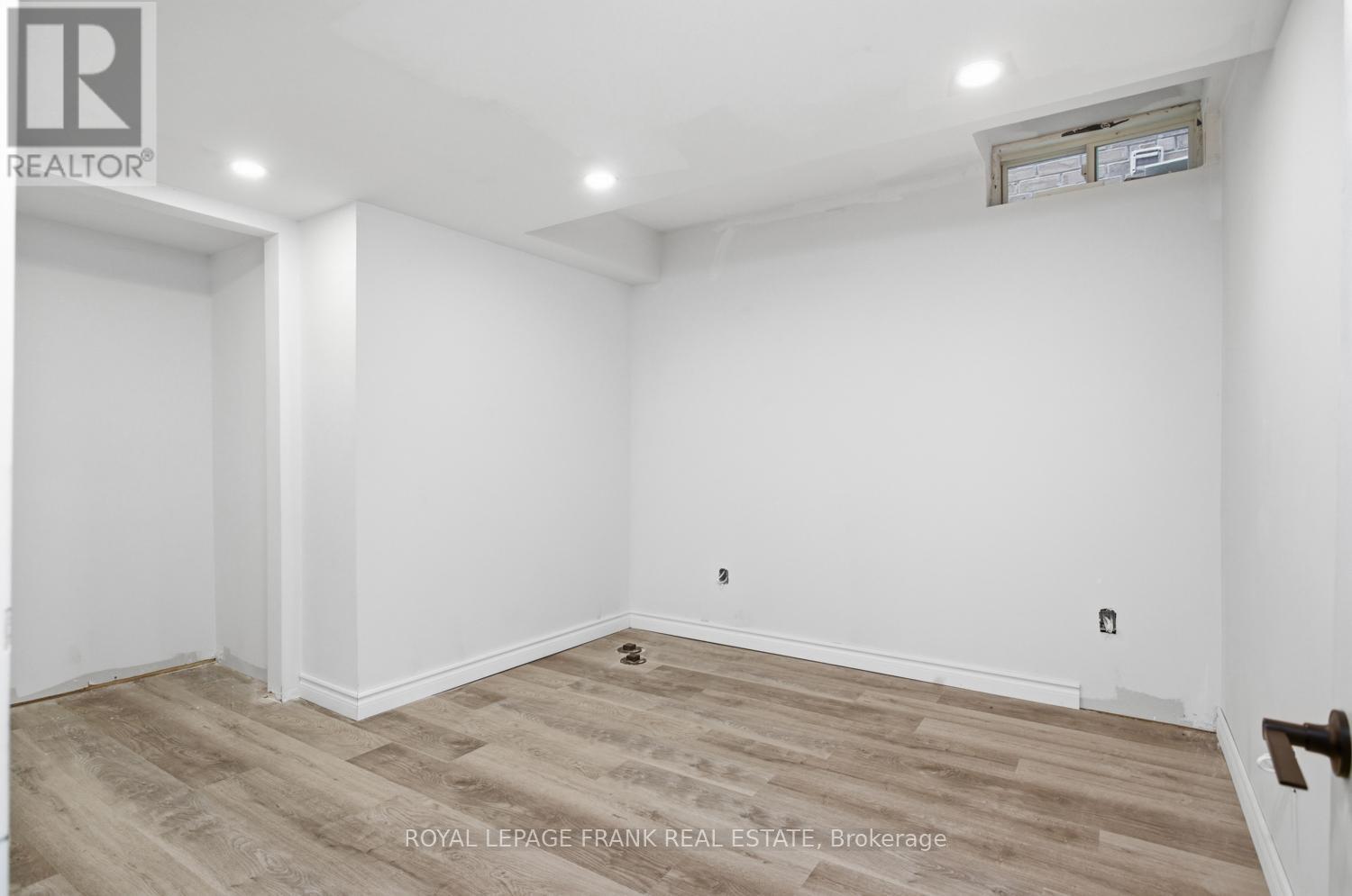 144 BRUCE CAMERON DRIVE - 37