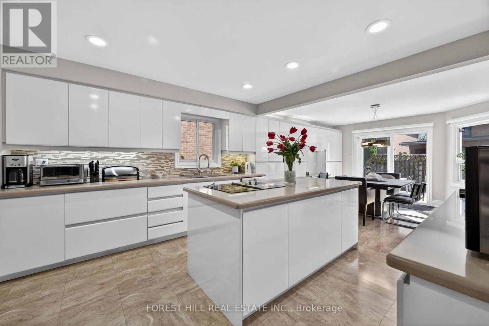 15 PALMERSTON DRIVE - 12