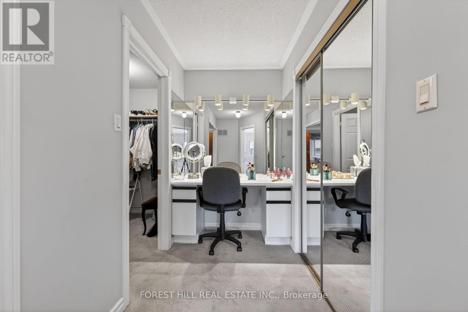 15 PALMERSTON DRIVE - 24