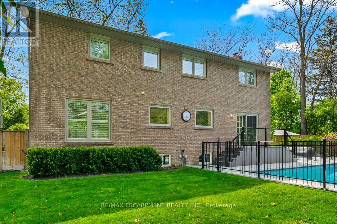 511 CHAMBERLAIN LANE - 48
