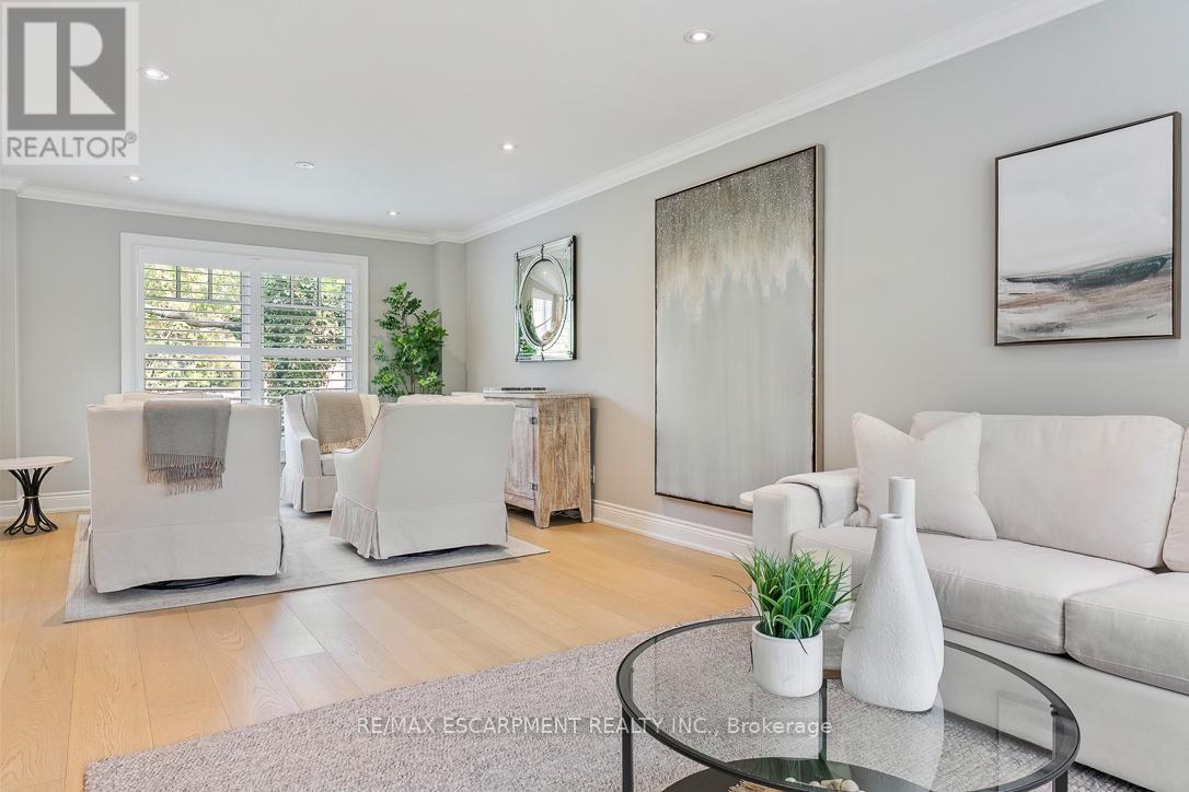 511 CHAMBERLAIN LANE - 7