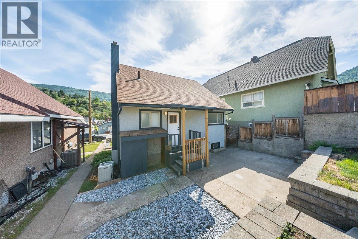1480 Third Avenue - 35
