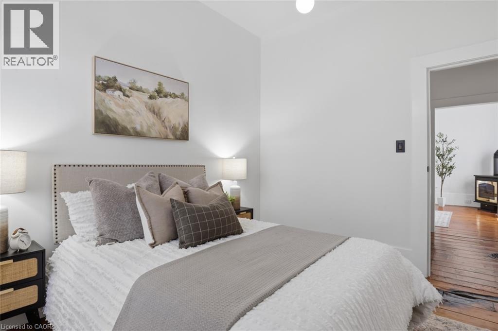 53 S EBY Street S - 30