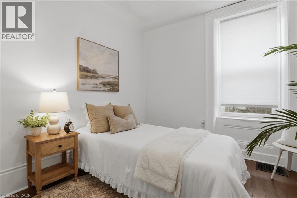 53 S EBY Street S - 47