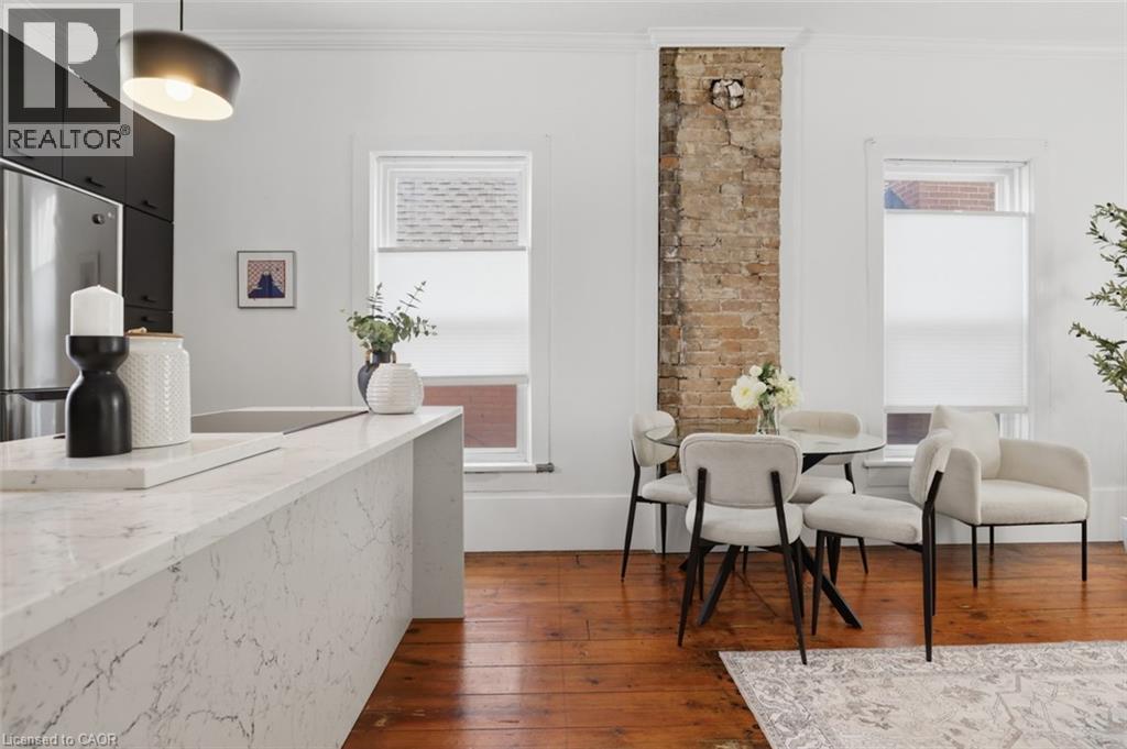 53 S EBY Street S - 15