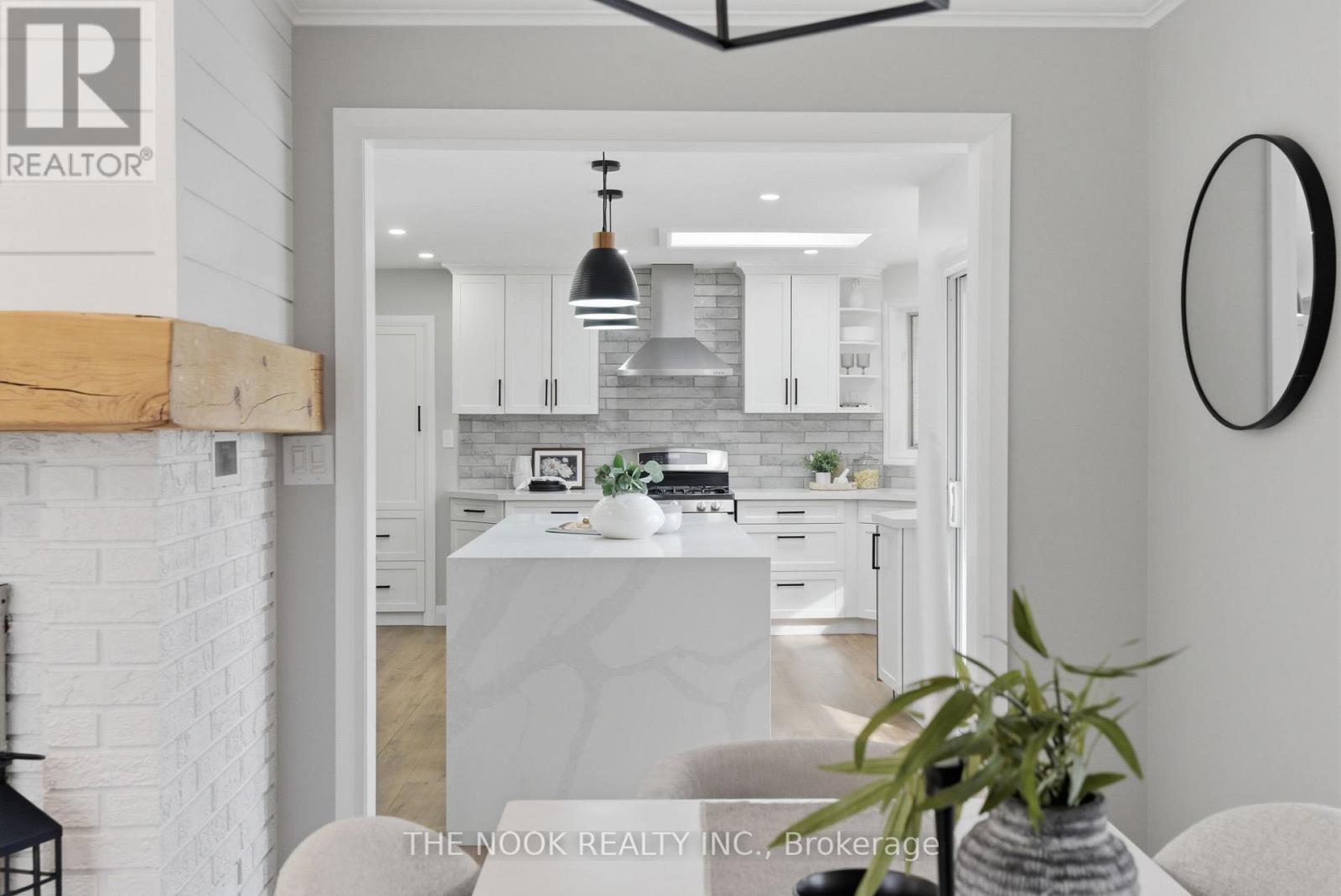 15 HILLSIDE DRIVE - 15