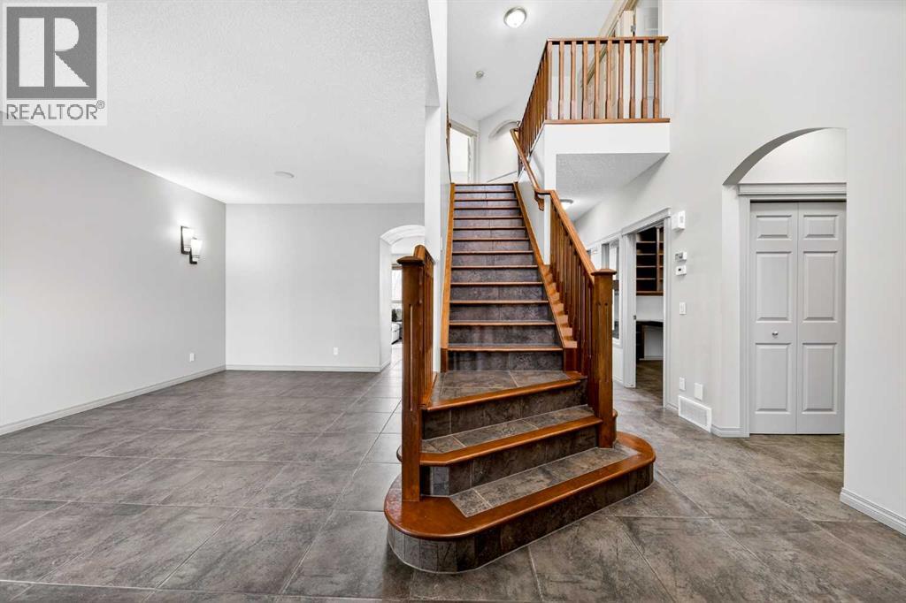 14 Springborough Crescent SW - 5