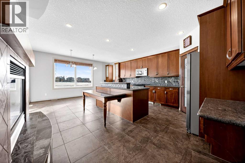 14 Springborough Crescent SW - 16