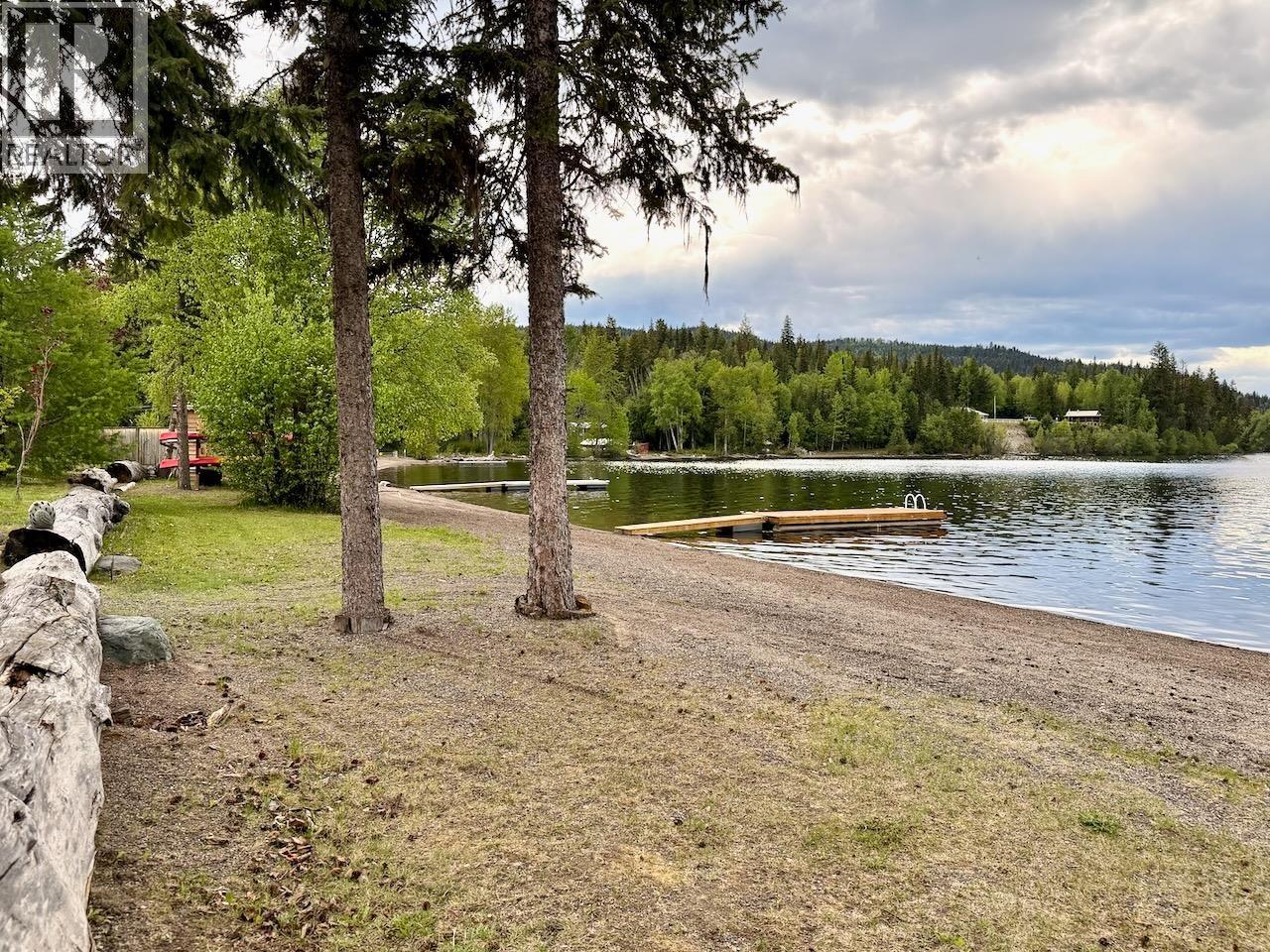 8077 S CANIM LAKE ROAD, 100 Mile House