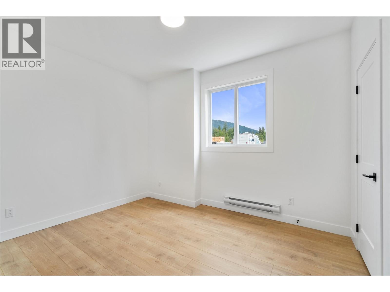 6800 42 Street NE - 45