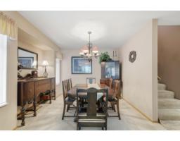 9028 136b Street, Surrey, BC V3V7P1 Photo 11