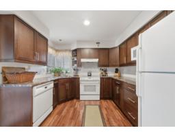 9028 136b Street, Surrey, BC V3V7P1 Photo 18