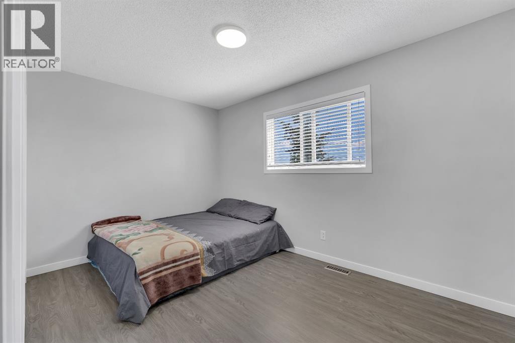 257 Saddlebrook Point NE - 17