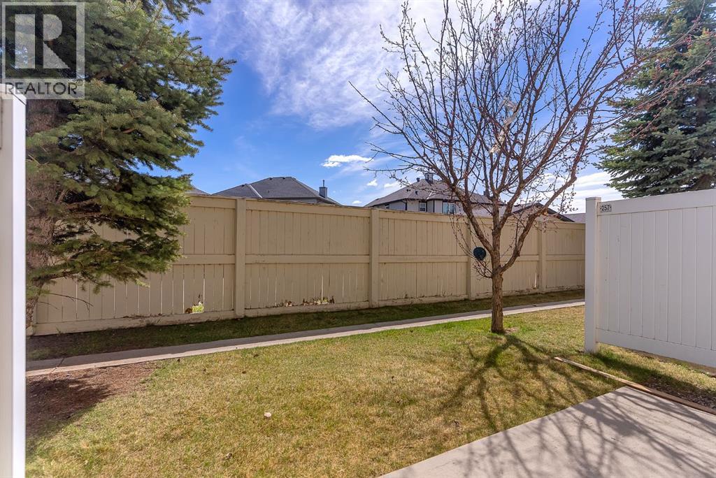 257 Saddlebrook Point NE - 27