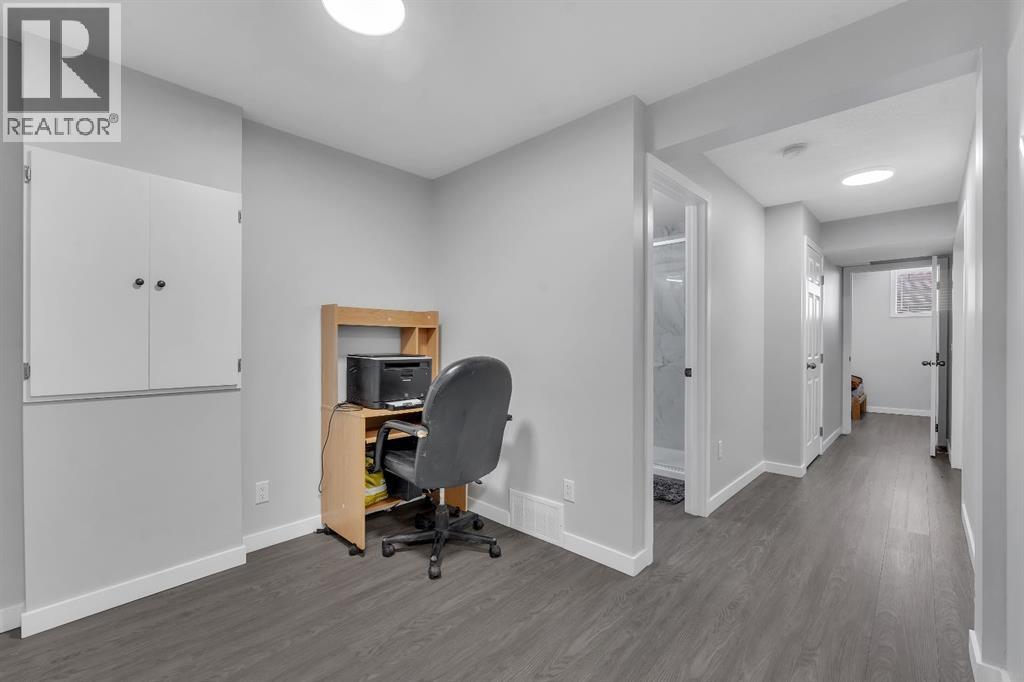 257 Saddlebrook Point NE - 20