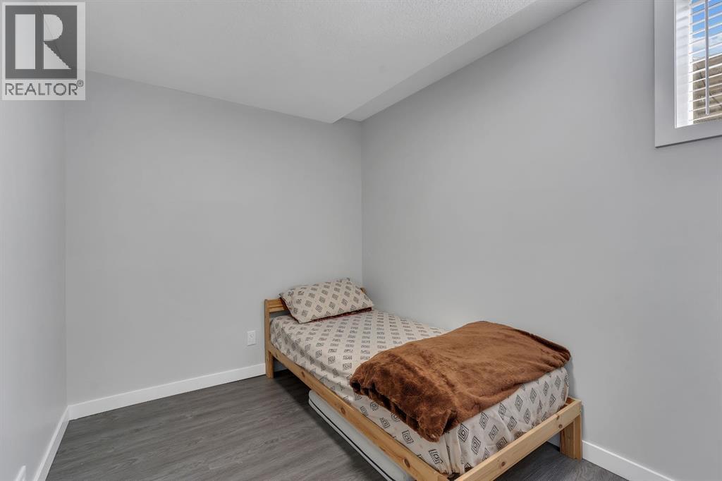 257 Saddlebrook Point NE - 22