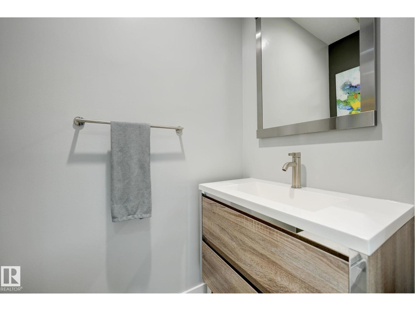 7920 119 ST NW - 42