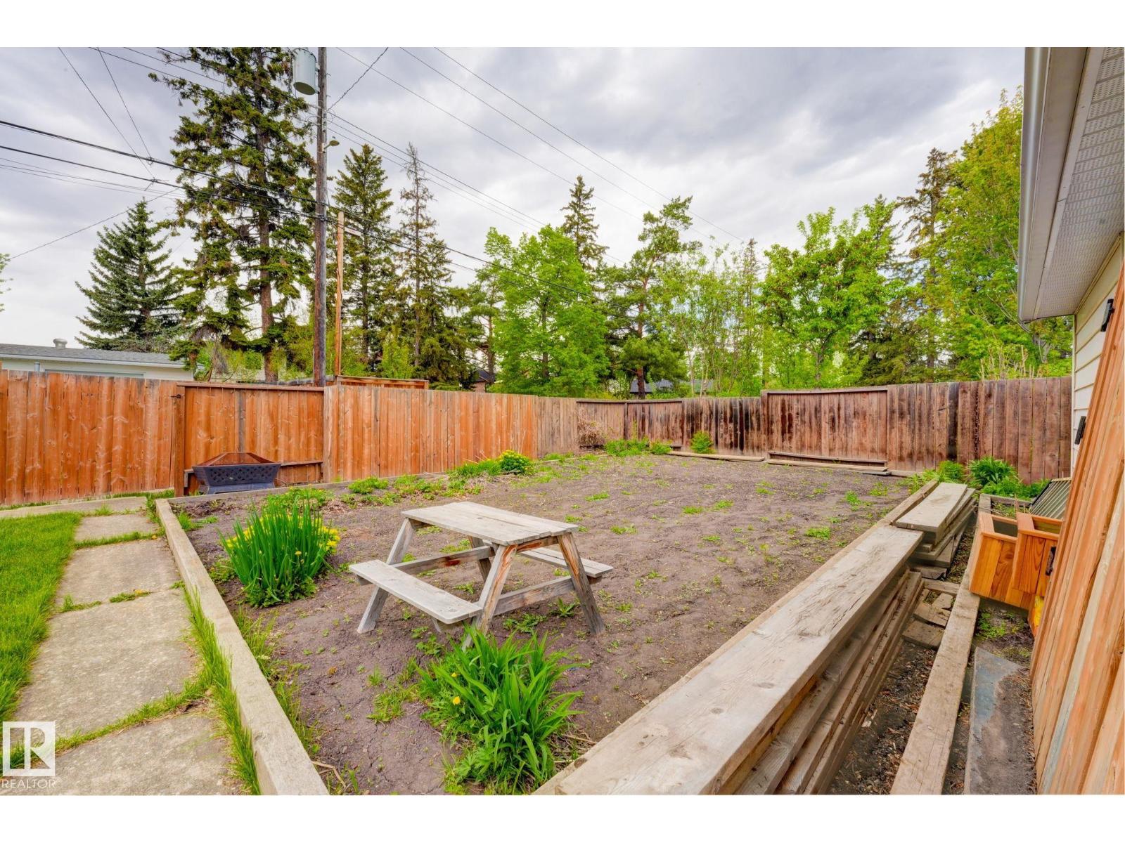 7920 119 ST NW - 65