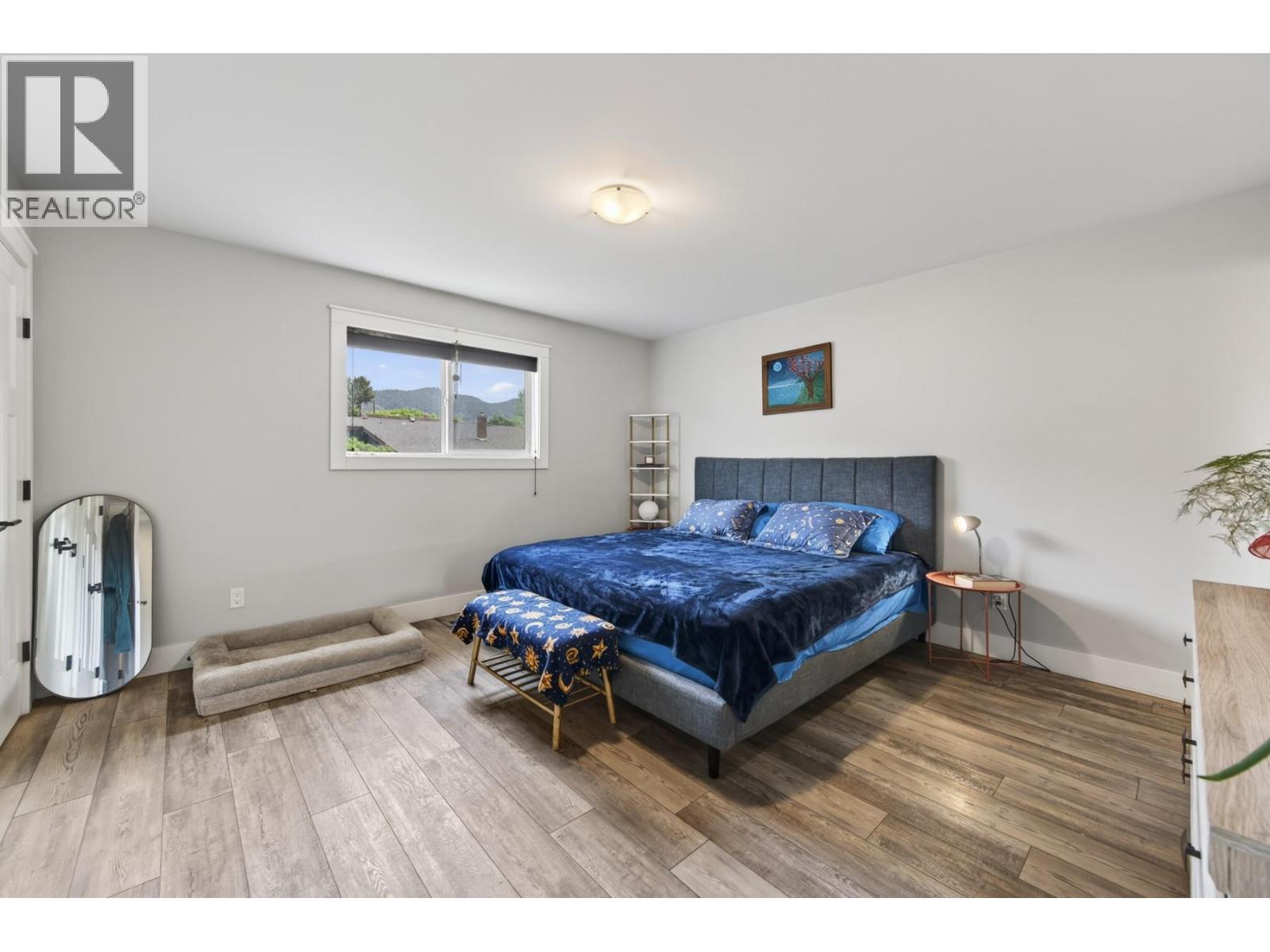 1715 QUILCHENA Avenue - 11