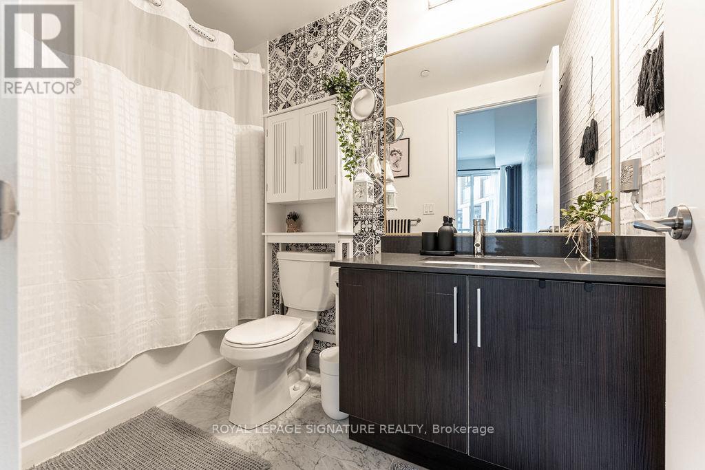#501 20 BRUYERES MEWS - 32