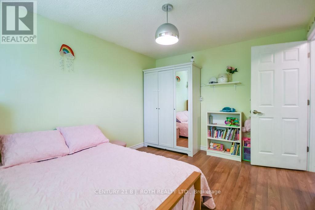 863 BIRCHWOOD DRIVE - 20