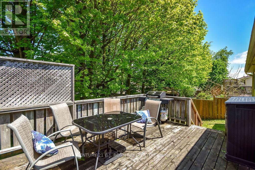 863 BIRCHWOOD DRIVE - 29