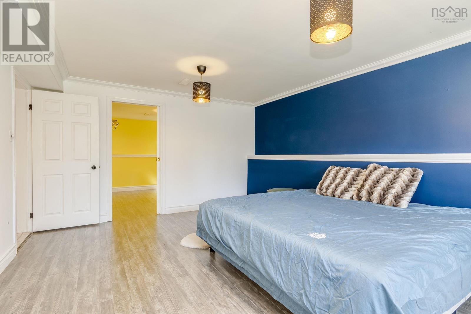 6 Evans Drive - 34