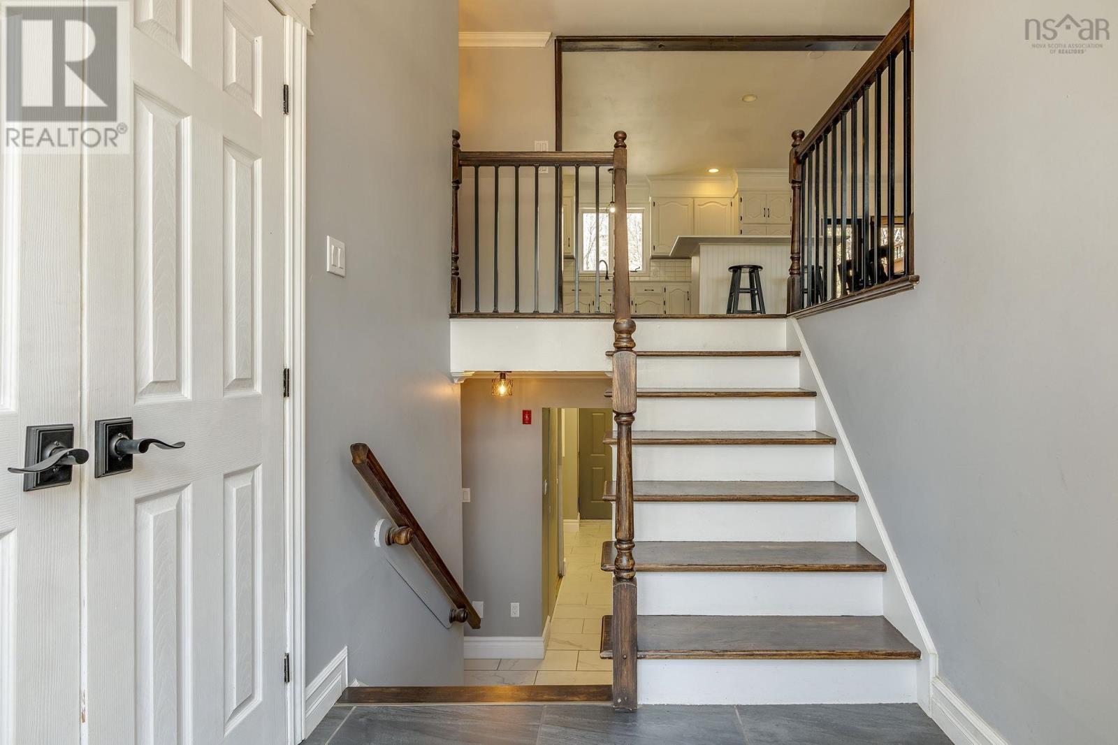 6 Evans Drive - 7
