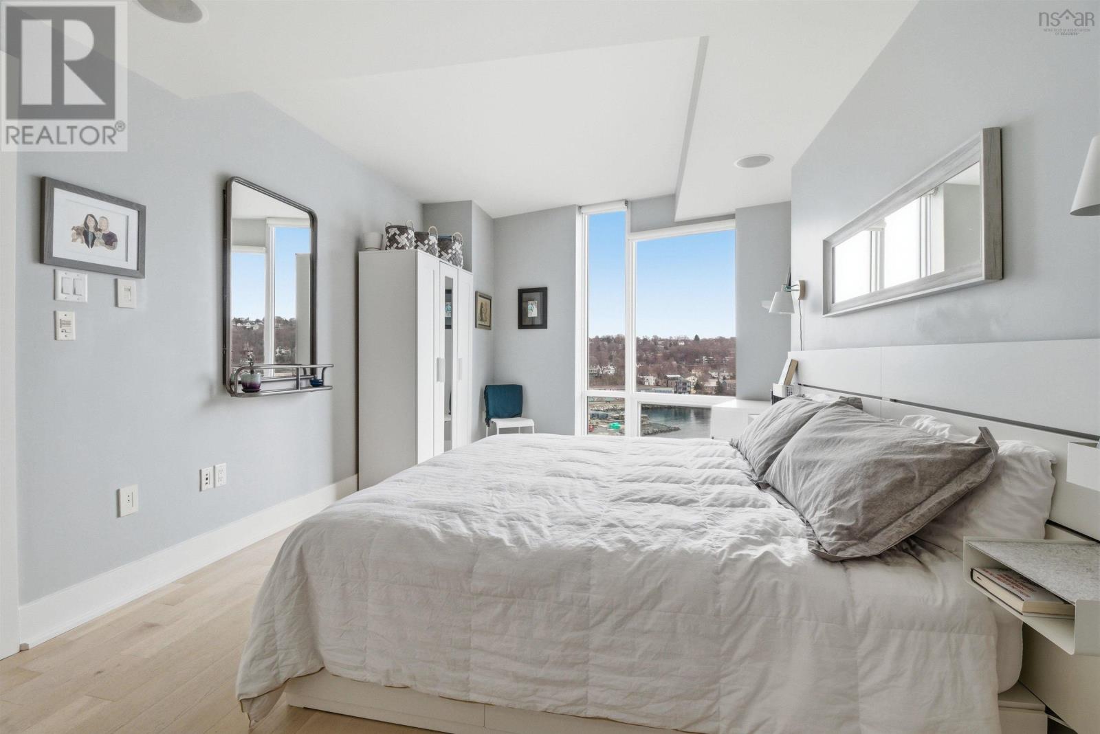 #807 67 Kings Wharf Place - 20