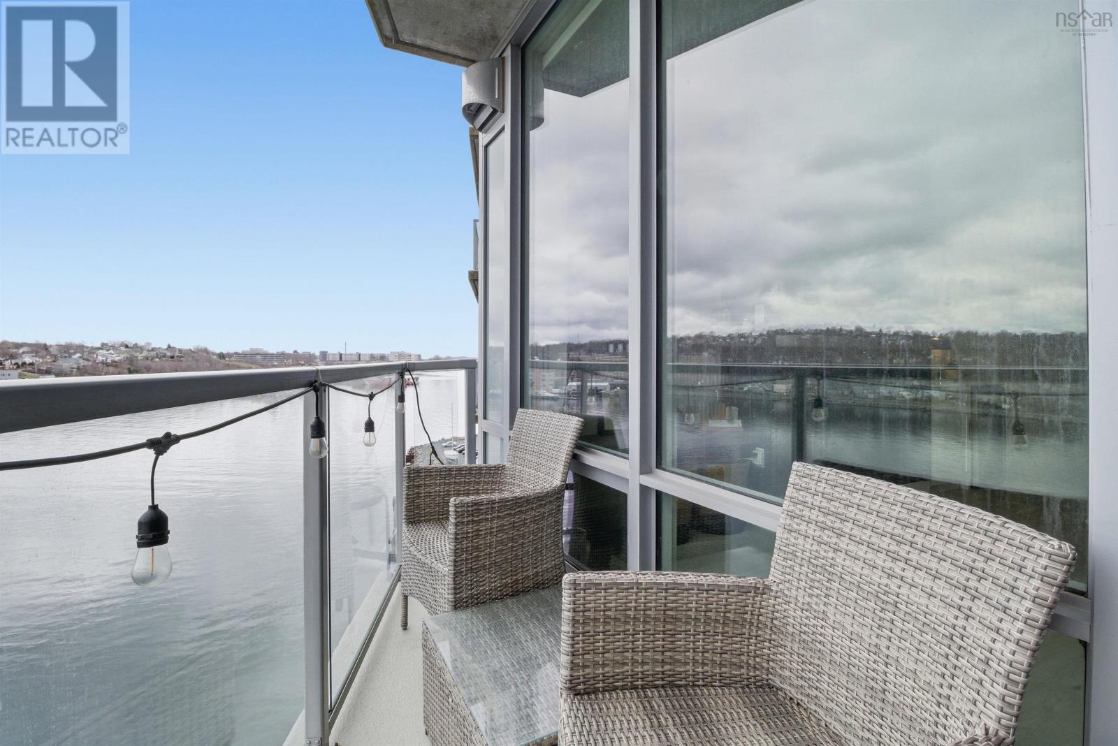 #807 67 Kings Wharf Place - 32
