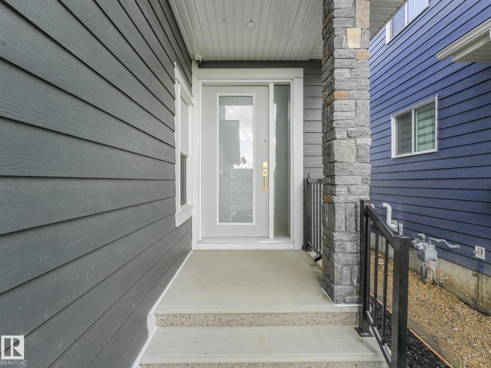 33 Birkshire Crescent - Image 2