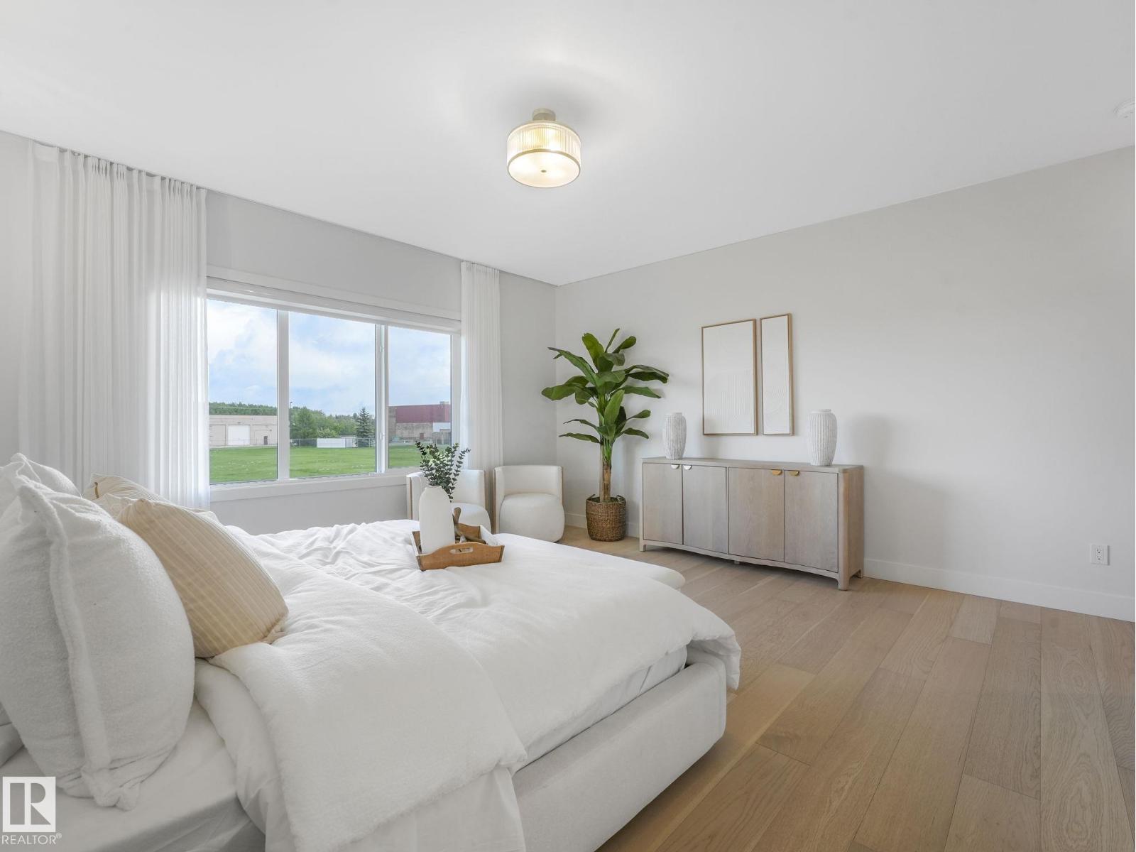 33 Birkshire Crescent - 44