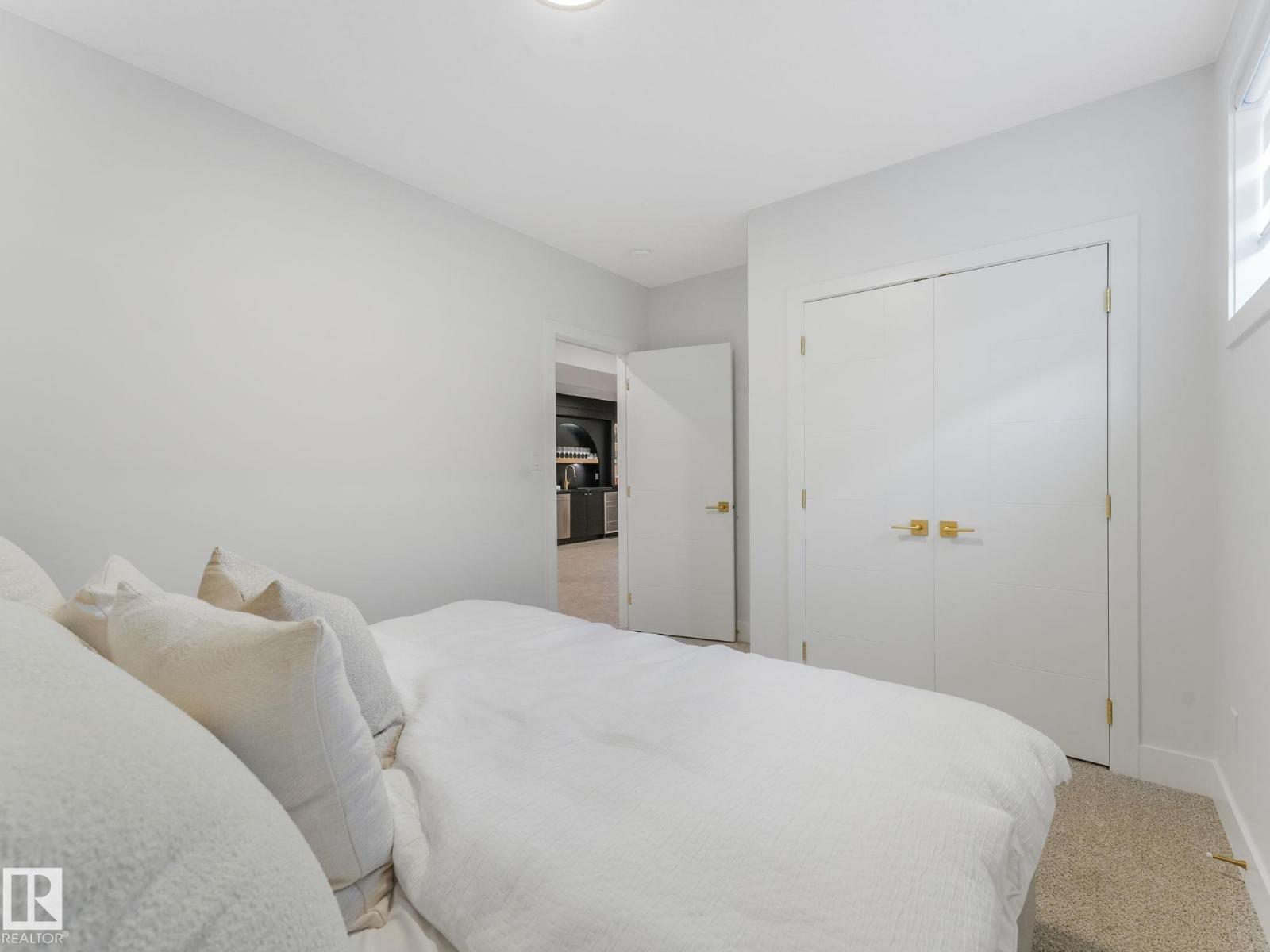 33 Birkshire Crescent - 59