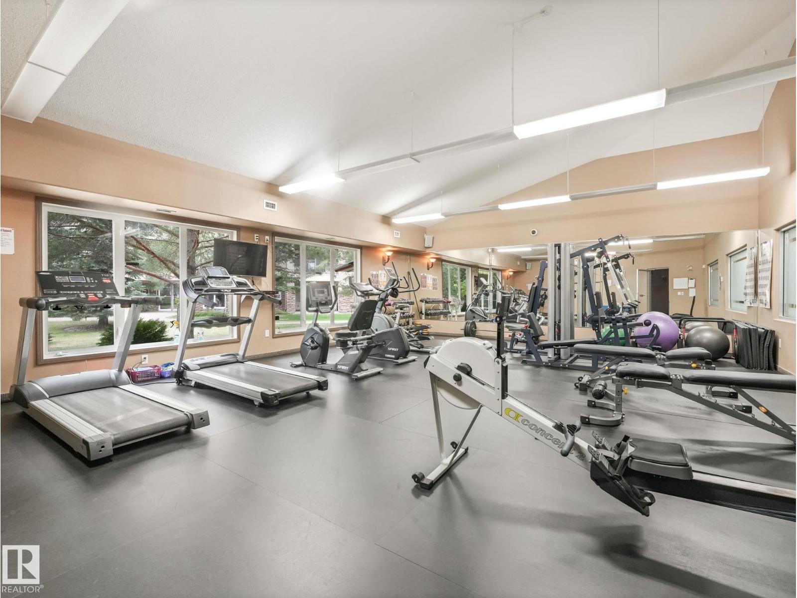 #407 8942 156 ST NW - 33