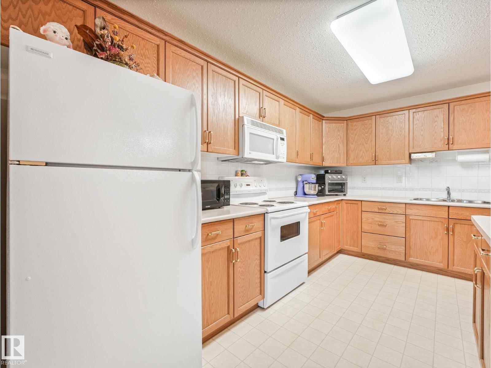 #407 8942 156 ST NW - 8