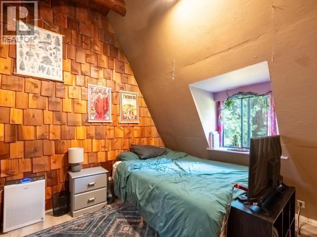 10147 SERENDIPITY ROAD, Powell River