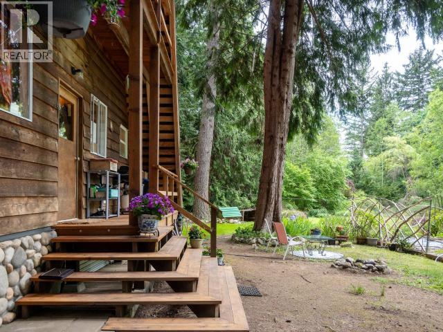 10147 SERENDIPITY ROAD, Powell River