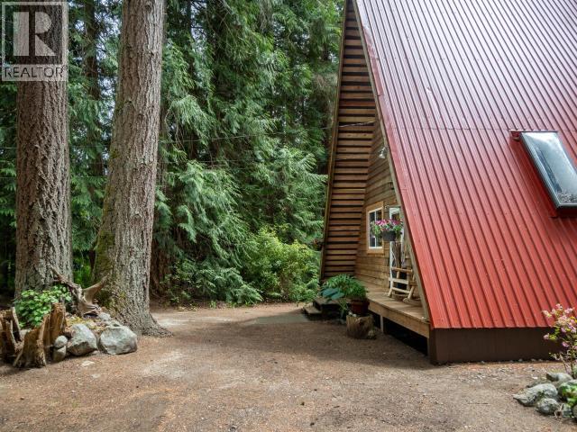 10147 SERENDIPITY ROAD, Powell River