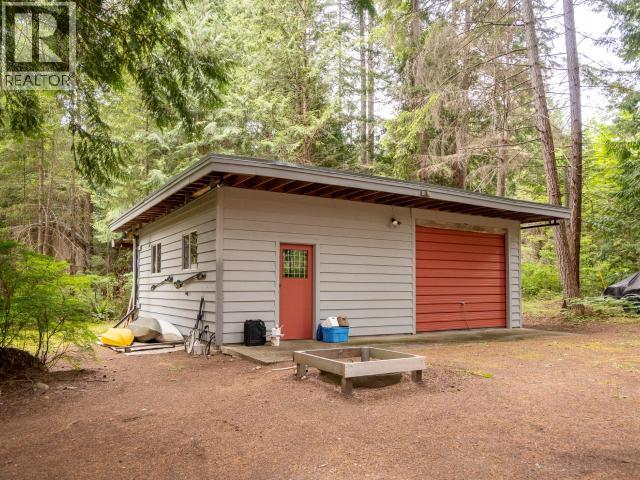10147 SERENDIPITY ROAD, Powell River