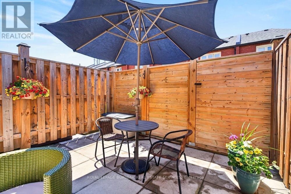 #409 895 MAPLE AVENUE - 32
