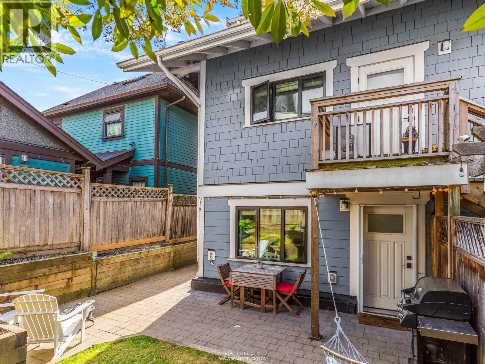 436 LAKEWOOD DRIVE, Vancouver
